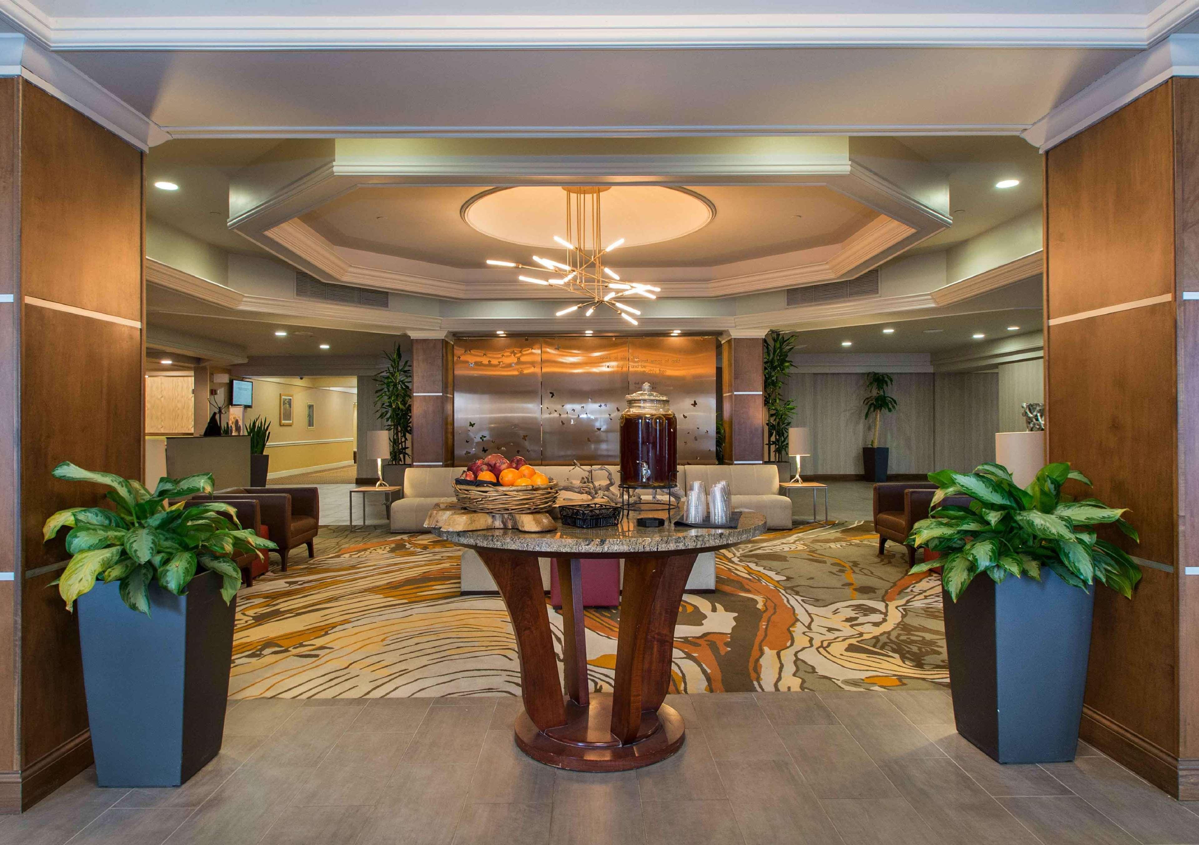 Doubletree By Hilton Cleveland East Beachwood Zewnętrze zdjęcie