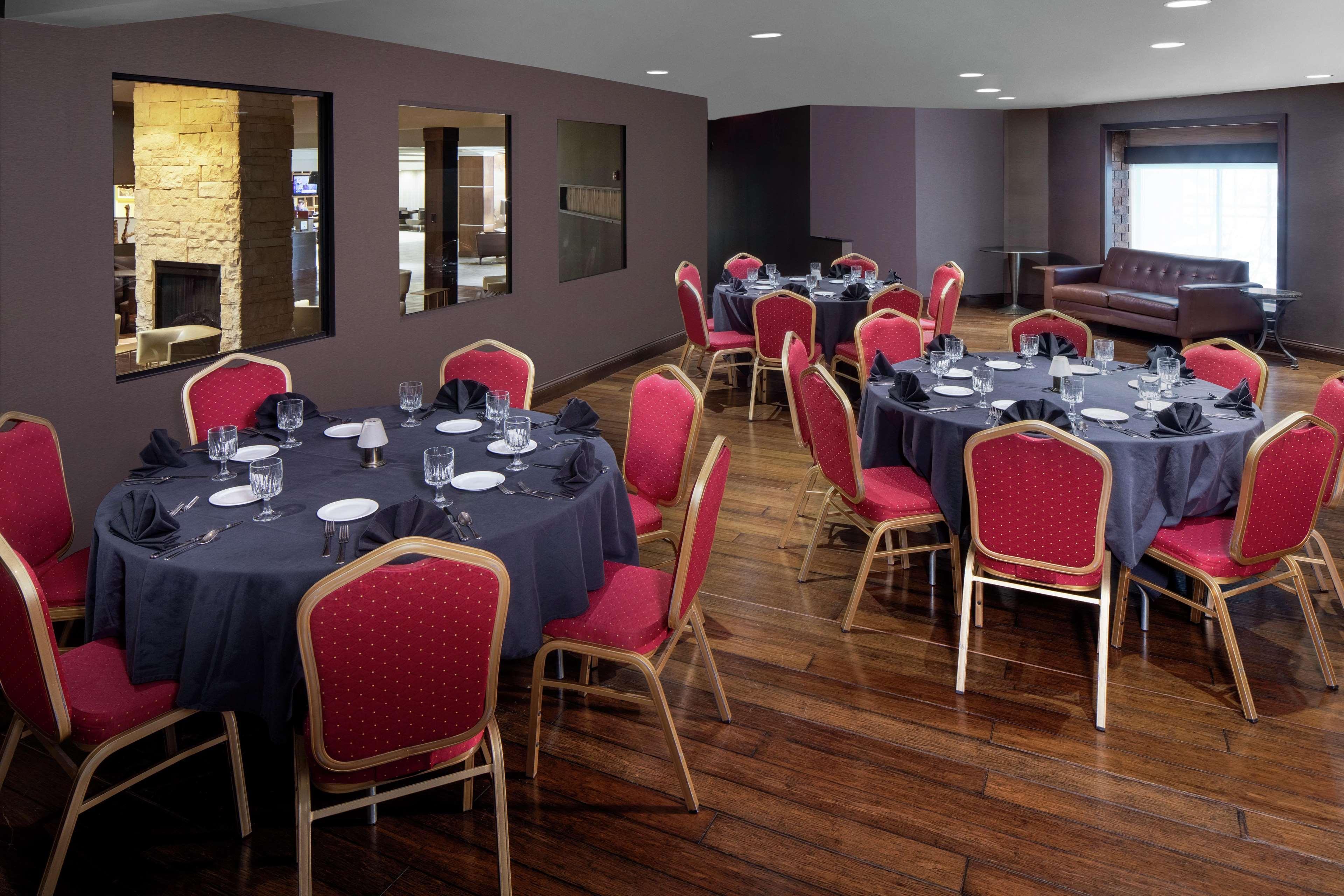 Doubletree By Hilton Cleveland East Beachwood Zewnętrze zdjęcie