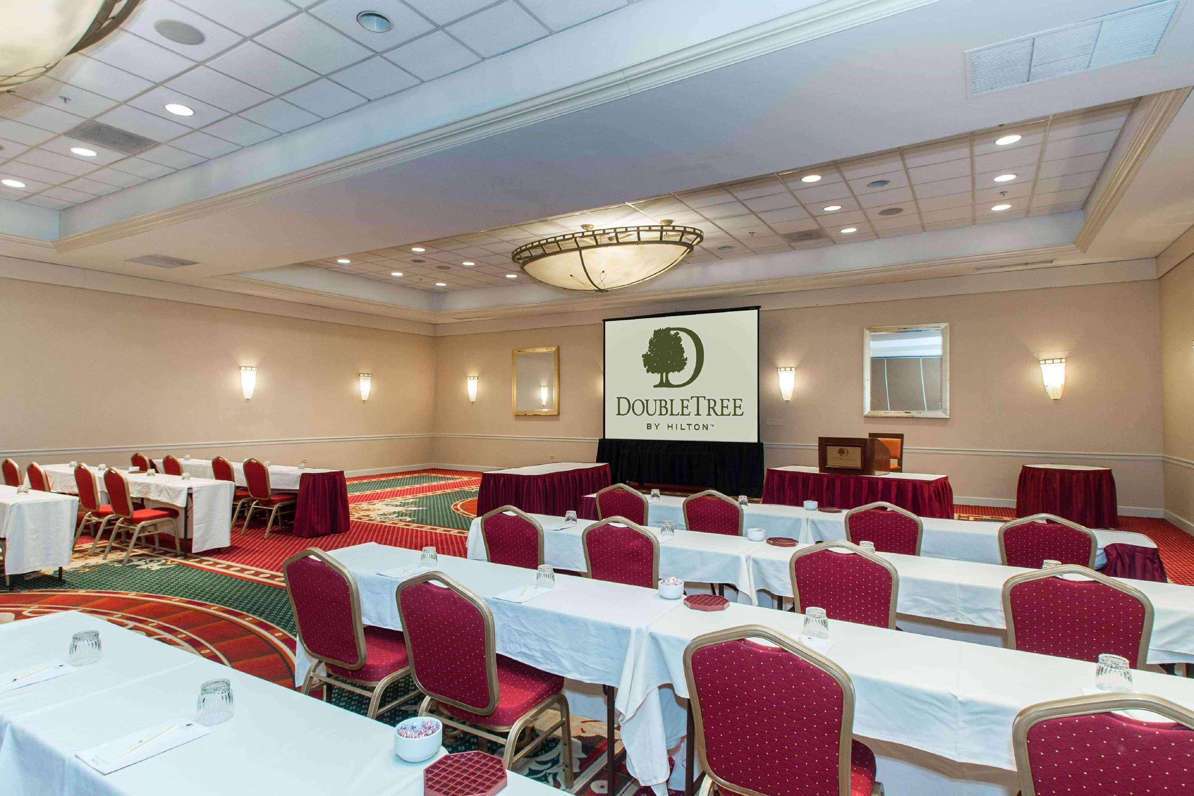 Doubletree By Hilton Cleveland East Beachwood Zewnętrze zdjęcie