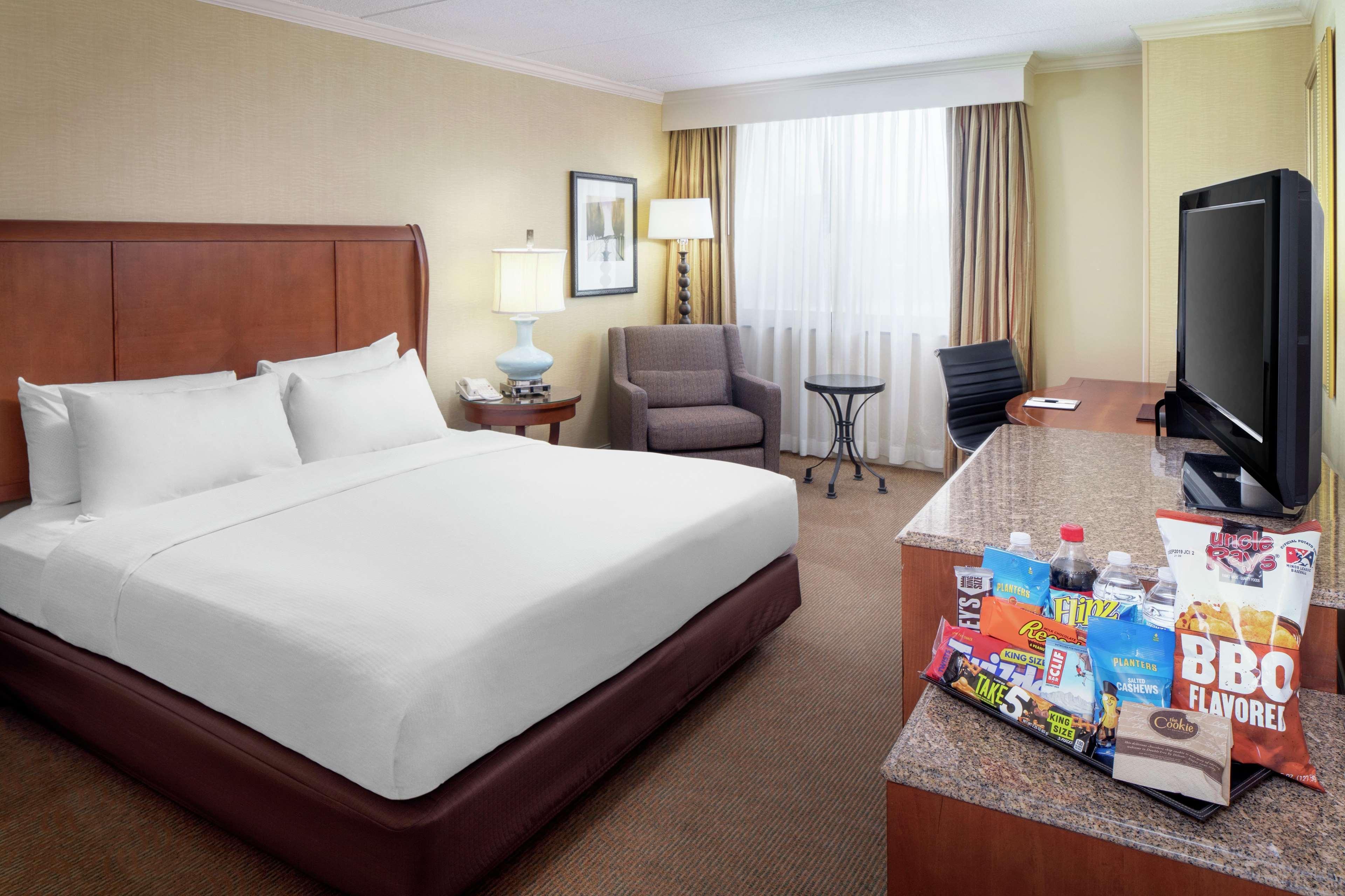 Doubletree By Hilton Cleveland East Beachwood Zewnętrze zdjęcie