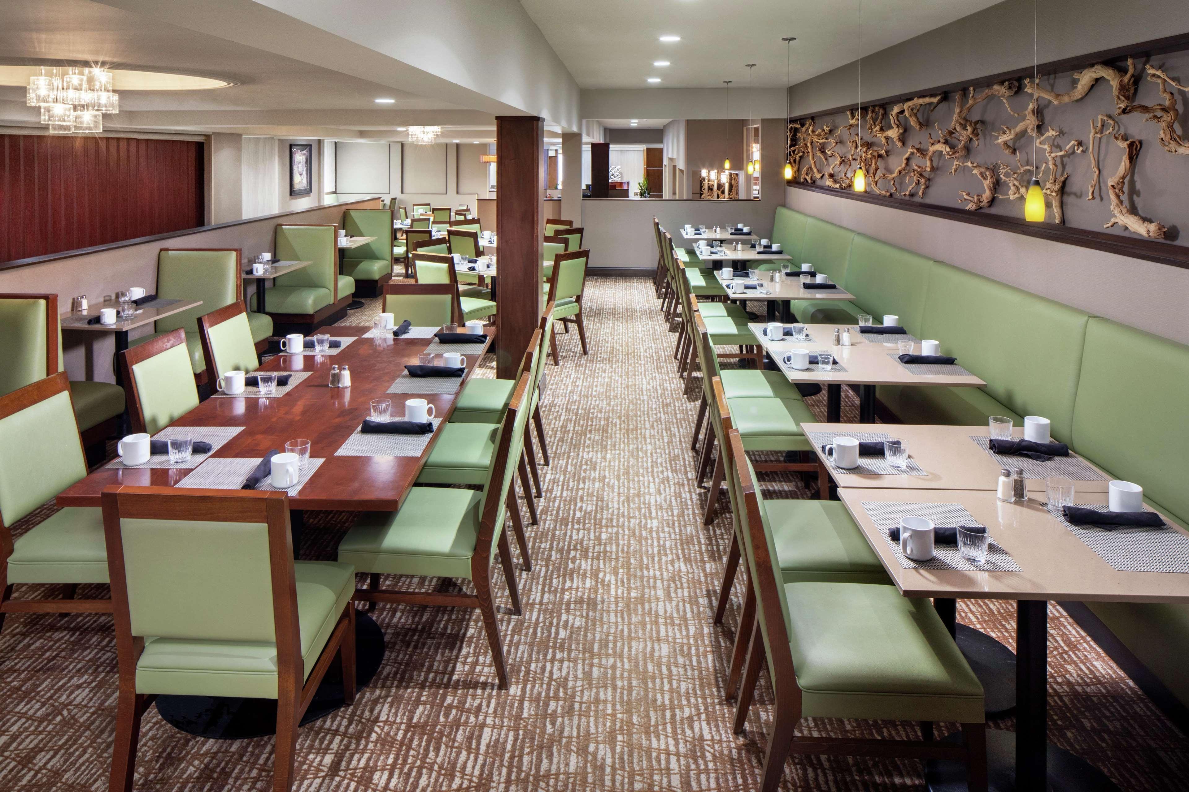 Doubletree By Hilton Cleveland East Beachwood Zewnętrze zdjęcie