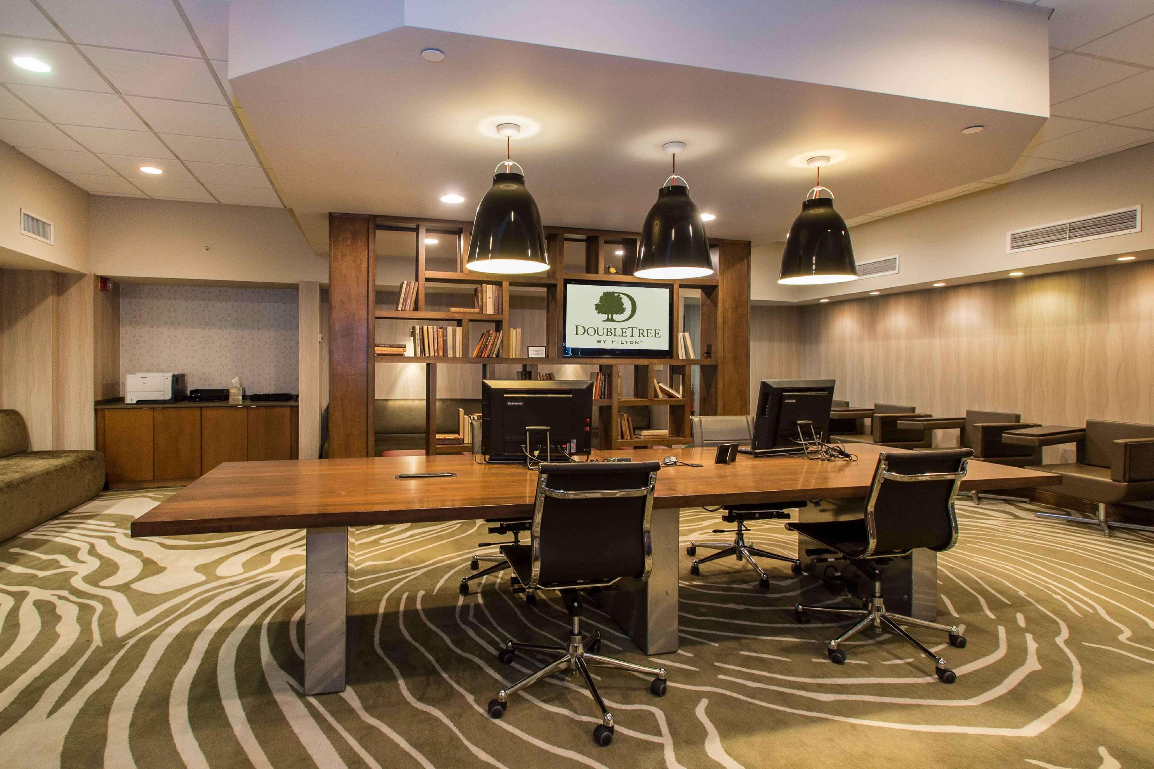 Doubletree By Hilton Cleveland East Beachwood Zewnętrze zdjęcie