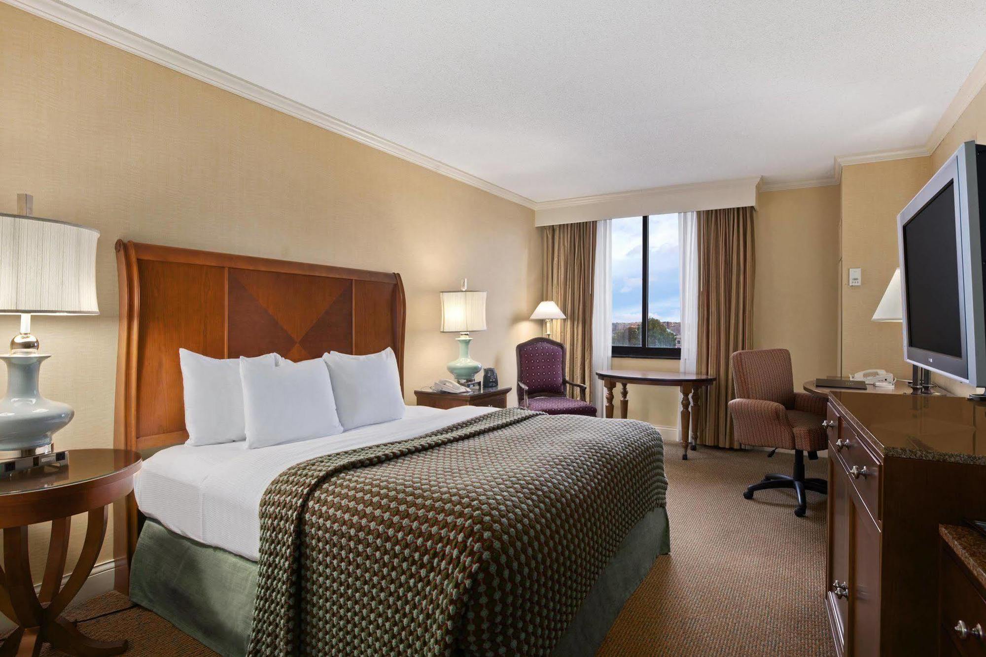 Doubletree By Hilton Cleveland East Beachwood Pokój zdjęcie